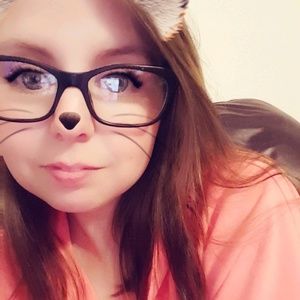 Meet your Posher, Candice